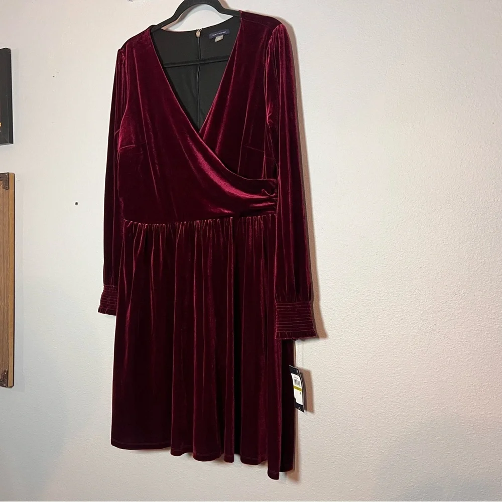 Tommy Hilfiger Faux Wrap Mini Dress Burgundy Red Velvet Long Sleeve Size 14 NWT - Picture 4 of 13